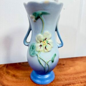 Vintage Hull Art Pottery Water Lily Blue Ombre Double Handle Vase L-2-8 1/2